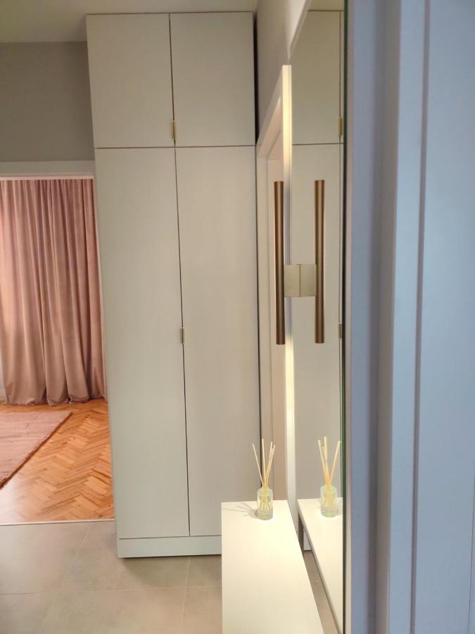 Apartament Sunset Apartment เชสโตฮอวา ภายนอก รูปภาพ